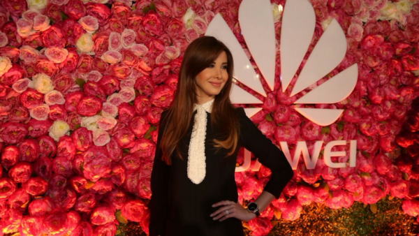 نانسي في أسبوع الموضة بدبي