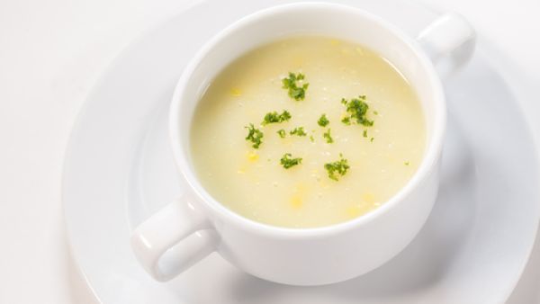 شوربة كريمة بالدجاج

