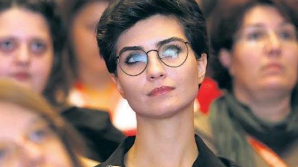 صور جميلات تركيا بالنظارات الطبية