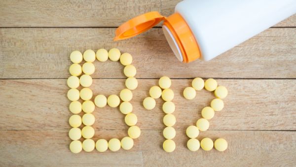 الإكتئاب، من أعراض نقص فيتامين B12