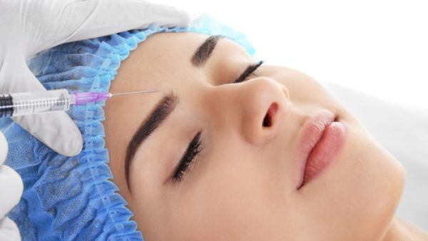 يعتقد الأطباء الأميركيين أن مادة البوتوكس قادرة على علاج حالة الاكتئاب