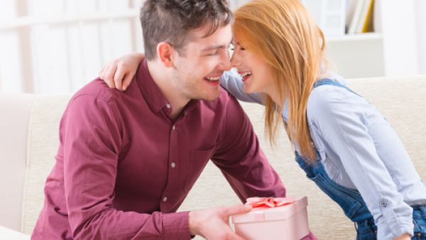 يجب على المرأة أن تعطي أهمية أكبر لوجود الرجل

