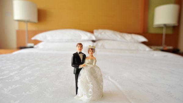 الجماع ليلة الدخلة ليس الهدف إنما جزء من العملية الضرورية للزوجين