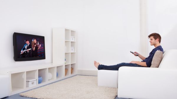 مشاهدي التلفاز يعيشون نمط حياة معينا غير صحي 