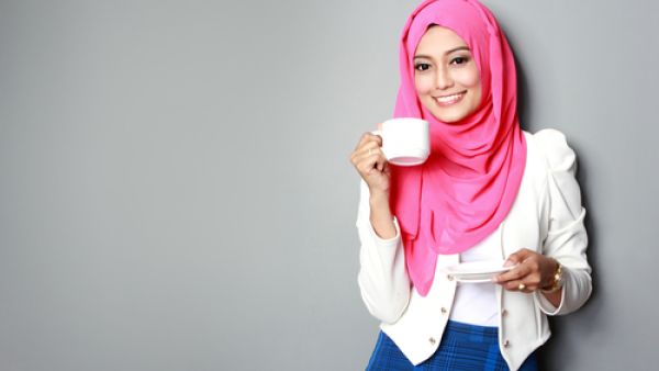 يحتوي الشاي على مواد تساعد على منع تسوس الأسنان

