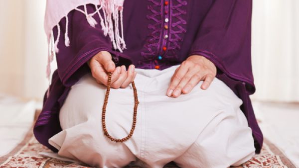 علينا أن نجتهد في شهر رمضان المبارك ونلتزم بالطاعات والعبادات