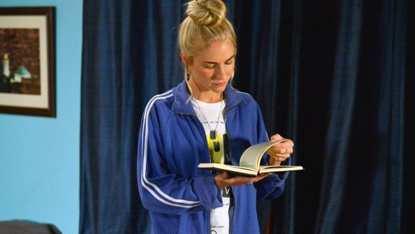 Maddy Hill reads the Quran on Eastenders. (Eastendersultra.co.uk)