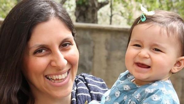 زاغاري  عضوة في جمعيات ومؤسسات أجنبية تهدف إلى تحضير وتنفيذ مشاريع إعلامية