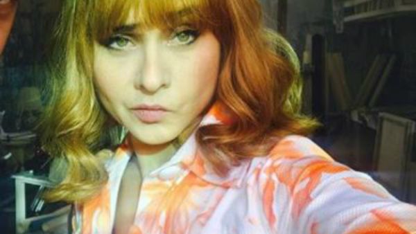 Nelly sported short blond hear and thick bangs which made her look much younger (Source: Nelly Karim -
 Instagram)