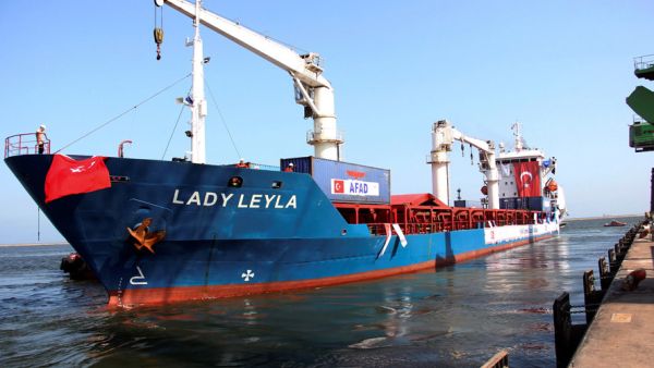 A picture taken on July 1, 2016 shows the Panama-flagged ship Lady Leyla setting off from the southern Turkish port of Mersin for the Gaza Strip. (AFP/Huseyin Kar)