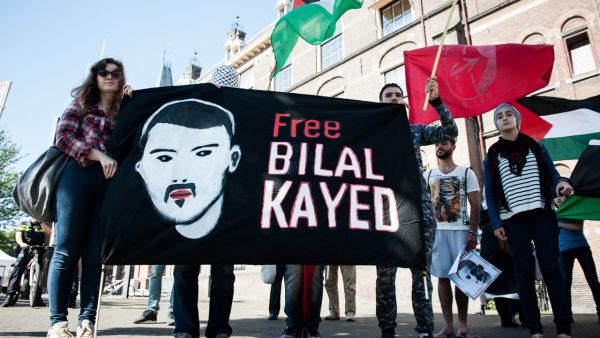 Protesters in The Hague, The Netherlands call for the release of Bilal Kayid on 24th June, 2016. (Courtesy photo)