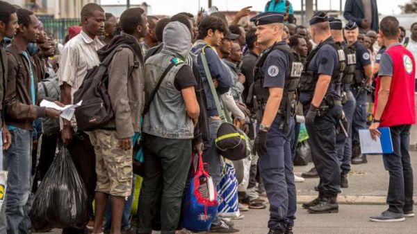 Authorities say that 6500 to 7500 people are settled in the Jungle, while aid organisations put the figure at 10,000. (AFP/File)