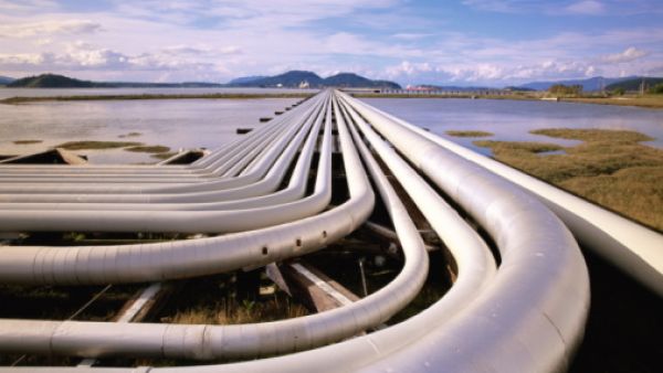 The oil pipeline will transport petroleum products from the port city of Karachi to major consumer Punjab. (File photo)