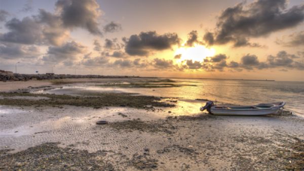 Oman's strategy hinges on Oman’s potential as a destination for ‘adventure tourism’ because of its nature, mountains and unspoilt beauty. (Wikipedia)