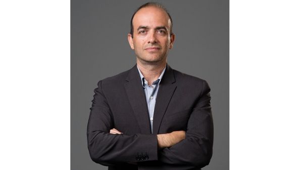 عمر حتاملة، المدير التنفيذي للابتكار في ناسا العالمية عمر حتاملة، المدير التنفيذي للابتكار في ناسا العالمية