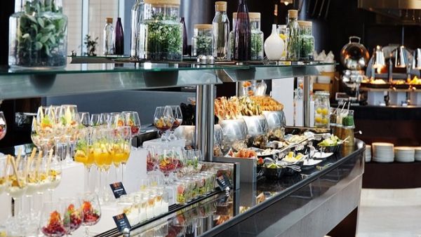 The Friday brunch offers an extensive variety of dishes from diverse culinary cultures for you to explore, enjoy and relax to best of Jazz music. The Friday brunch offers an extensive variety of dishes from diverse culinary cultures for you to explore, enjoy and relax to best of Jazz music.