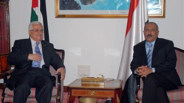 عباس خلال اجتماعه مع علي عبدالله صالح/صنعاء/الخميس/أ.ف.ب