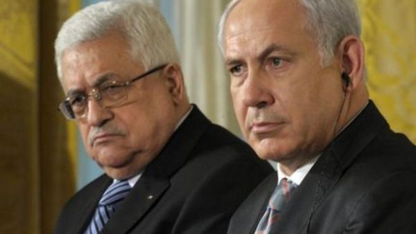 نتانياهو وعباس خلال حفل اطلاق المفاوضات المباشرة في البيت الابيض
