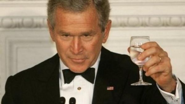 الرئيس الاميركي السابق جورج بوش