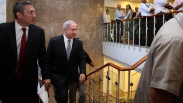 رئيس الوزراء الاسرائيلي بنيامين نتانياهو يصل للمشاركة في الاجتماع الحومي الاسبوعي
