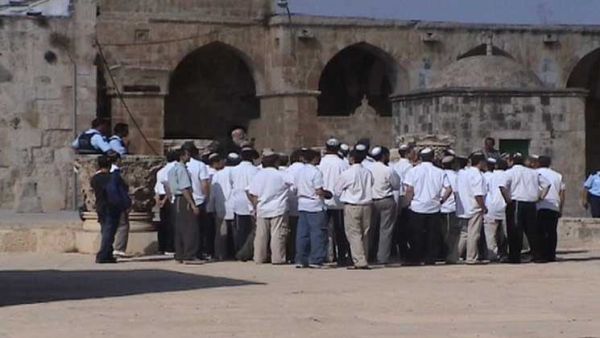 مستوطنون في ساحات المسجد الأقصى/ أرشيفية