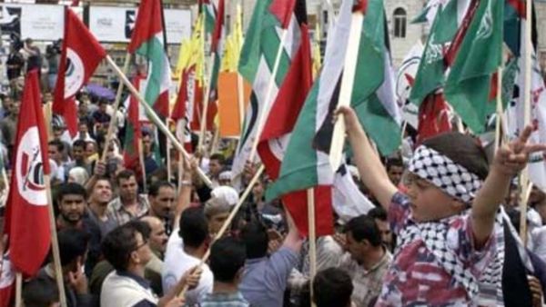 فلسطينيون يحيون ذكرى يوم الأرض