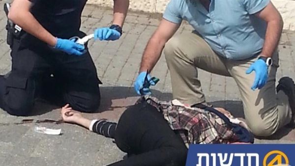 3 عمليات طعن في القدس المحتلة واصابة عدة اسرائيليين