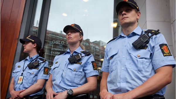 سلطات النروج تقرر مجددا تجريد شرطييها من السلاح