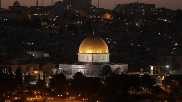 A general view taken on October 13, 2016, shows the Dome of Rock at the Al-Aqsa Mosque compound, a UNESCO heritage site, in the Old City of Jerusalem. (AFP/Ahmad Gharabli)