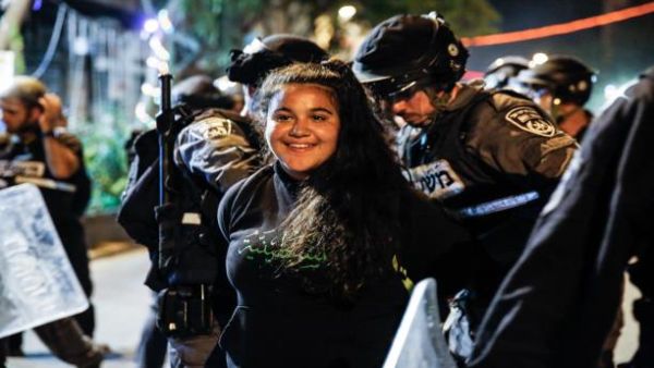 إسرائيل تعتقل 56 فلسطينية بينهن 16 قاصرًا
