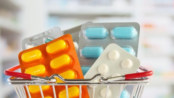 Some pharmacists complained of the "unattractive offers" in addition to the lack of opportunities. (Shutterstock)