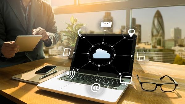 The Avaya solutions being provided by Pixcom support SMEs to deliver voice, video, data, and web communications applications and services to their teams.