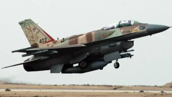 ISRAEL, RAMON AIRFORCE BASE : An Israeli airforce F-16I fighter plane takes off at the Ramon Air Force Base, in the southern Israeli Negev desert, on November 19, 2008