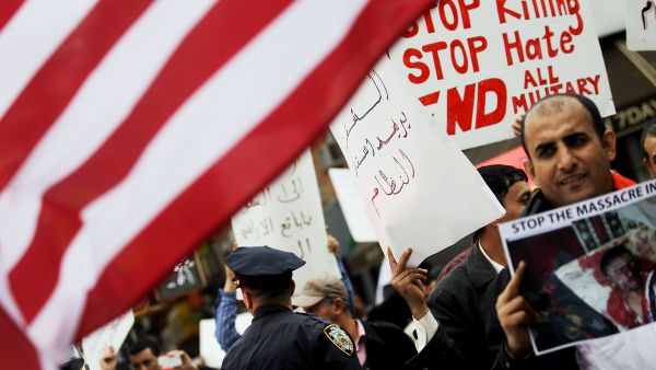 يشهد اليمن نزاعا مسلحا بين القوات الحكومية والمتمردين الحوثيين