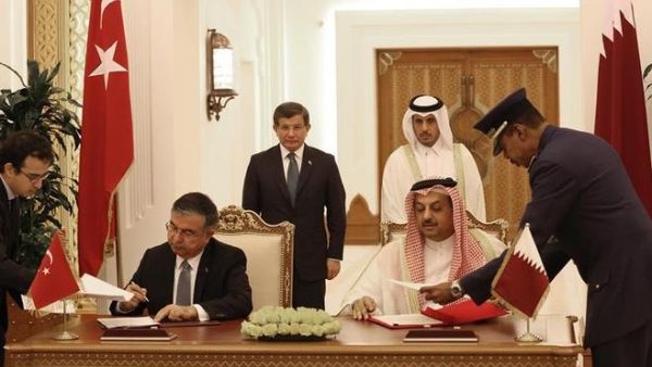 توقيع اتفاقية عسكرية بين تركيا وقطر