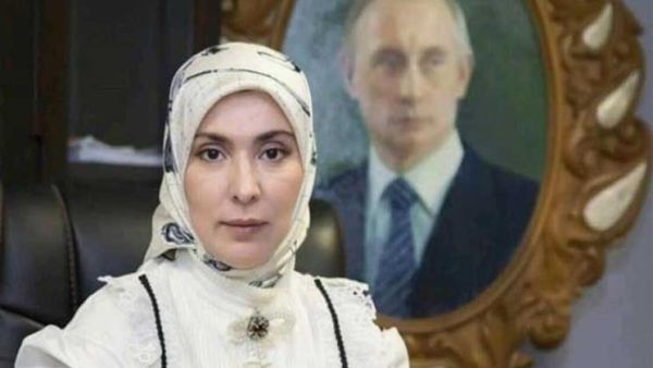 آينه حمزاتوفا، زوجة ومستشارة مفتي جمهورية داغستان الروسية