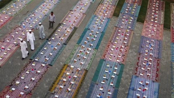 تجهيزات ما قبل الإفطار في دبي.