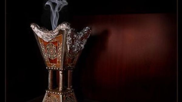 فتوى إماراتية: دخان البخور لا يفطر.. السجائر تفطر