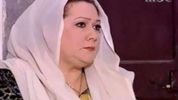 إيمان عبد العزيز