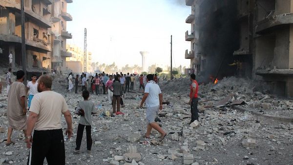 Thousands are trapped in the city as coalition planes bomb ISIS targets. (AFP/File)