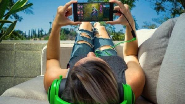 The phone is designed for people who want a full-fledged entertainment device in their hands. (Shutterstock)