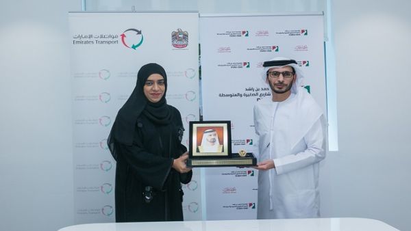 خلال الاتفاقية سيتعاون الطرفان على تطوير وتنظيم البرامج والمبادرات الرامية إلى تنمية المشاريع الصغيرة والمتوسطة في إمارة دبي، وتبادل الخبرات والتعاون في المجالات العلمية والتدريبية والمهنية المختلفة. خلال الاتفاقية سيتعاون الطرفان على تطوير وتنظيم البرامج والمبادرات الرامية إلى تنمية المشاريع الصغيرة والمتوسطة في إمارة دبي، وتبادل الخبرات والتعاون في المجالات العلمية والتدريبية والمهنية المختلفة.