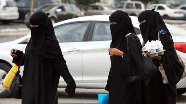 The number of Saudi women joining the workforce is rising. (AFP/ File)