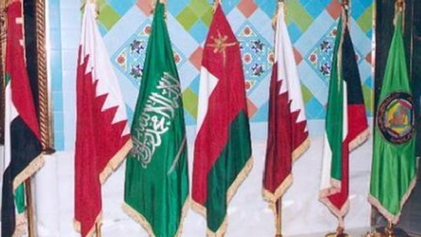 يضم مجلس التعاون الخليجي السعودية والبحرين والكويت وقطر ودولة الامارات العربية المتحدة وسلطنة عمان