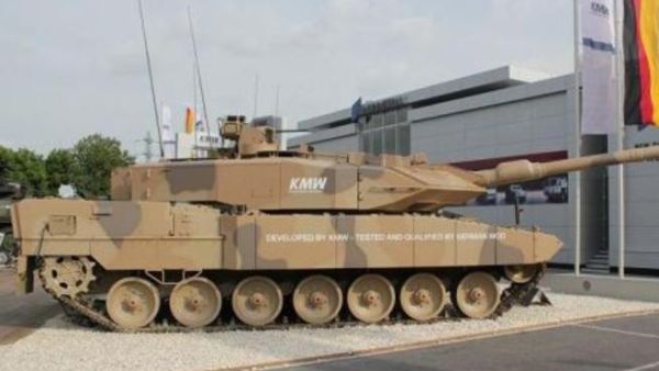 دبابة من طراز ليوبارد