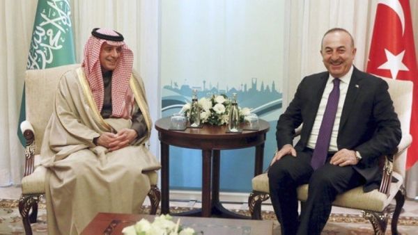  وزير الخارجية السعودي عادل الجبير ونظيره التركي مولود جاويش أوغلو