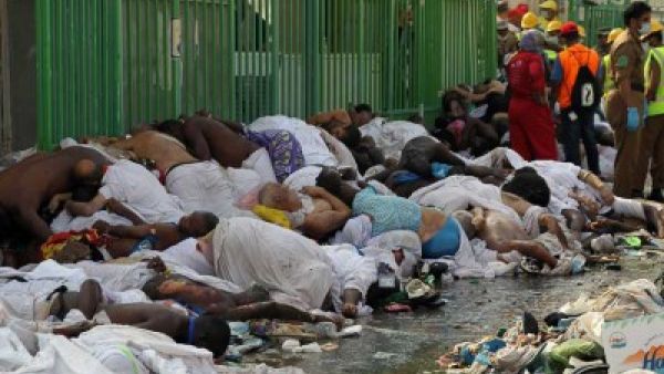 حادث التدافع في منى بالقرب من مكة المكرمة أدى إلى وفاة 769 حاجاً على الأقل