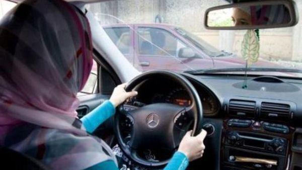 عن الانترنت