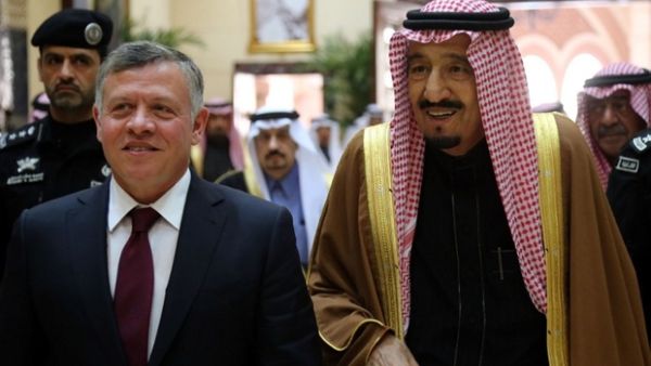 Jordanian King Abdullah II and Saudi King Salman bin Abdulaziz in Riyadh. (AFP/File)