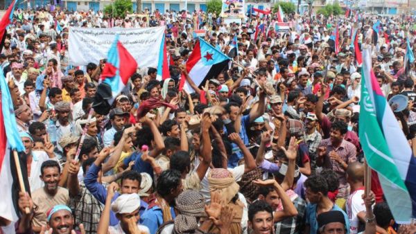 Supporters of the southern separatist movement wave the movements flag during a rally in Yemen. (AFP/File)